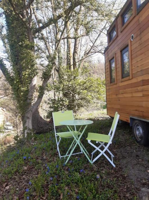 Micro Maison Bois / Tiny House Au Calme Crest Exterior photo